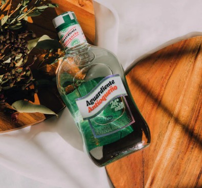 Aguardiente Antioqueño